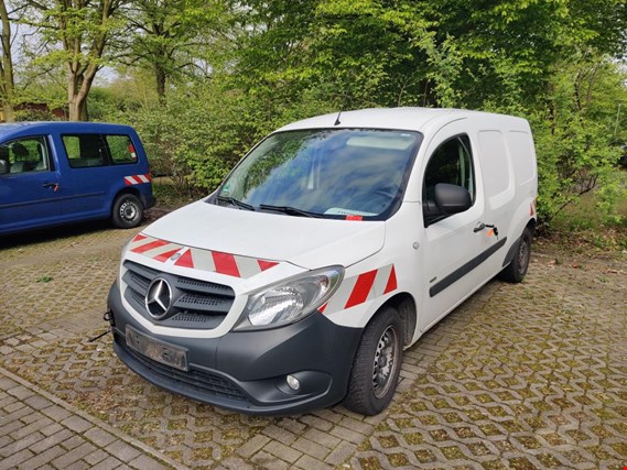Used Mercedes- Benz  Citan  Fahrzeug zur Güterbeförderung bis 3.5 t/ Van (ex HH - W 436/ FW 0026) for Sale (Auction Premium) | NetBid Industrial Auctions