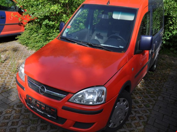 Used Opel Combo-C-CNG Passenger car (ex HH-W 1335 - FW2058) for Sale (Auction Premium) | NetBid Industrial Auctions
