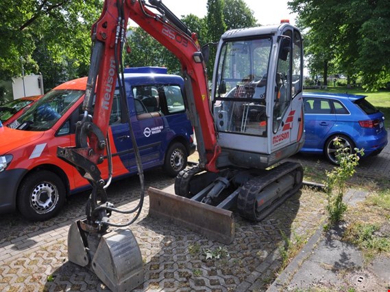 Used Neuson 2503 RDV Compact excavator (FW7222) for Sale (Auction Premium) | NetBid Slovenija