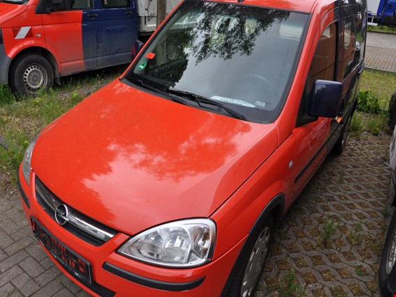 Used Opel Combo-C-CNG Passenger car (ex HH-W 1797 - FW2098) for Sale (Auction Premium) | NetBid Industrial Auctions
