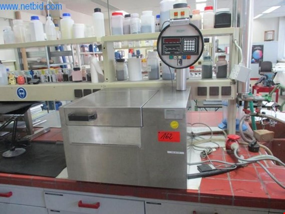 Used Zelltex P 25 Laboratory dyeing apparatus for Sale (Auction Premium) | NetBid Industrial Auctions