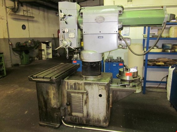 Used Donau DR 32 radial drilling machine for Sale (Auction Premium) | NetBid Industrial Auctions