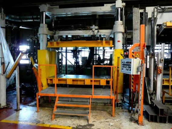 Used Battenfeld mould carrier for Sale (Auction Premium) | NetBid Industrial Auctions