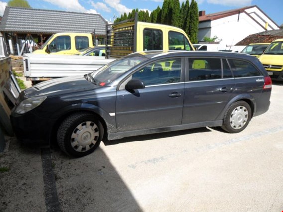Opel Vectra C Caravan Edition 1,9 CDTi Pkw gebraucht kaufen (Auction Premium) | NetBid Industrie-Auktionen