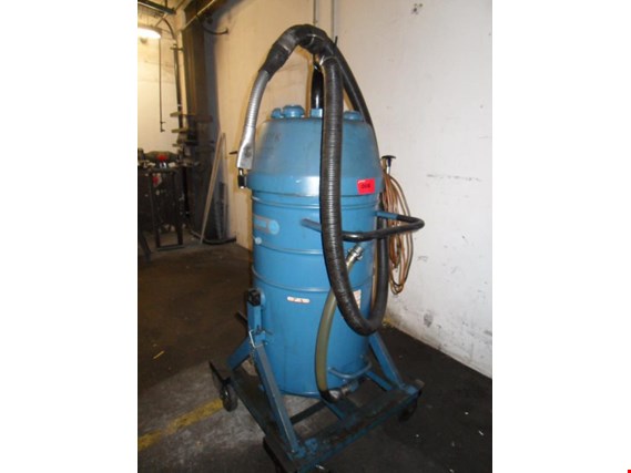 Used Ringler RI 300-W20 vacuum cleaner for Sale (Auction Premium) | NetBid Industrial Auctions