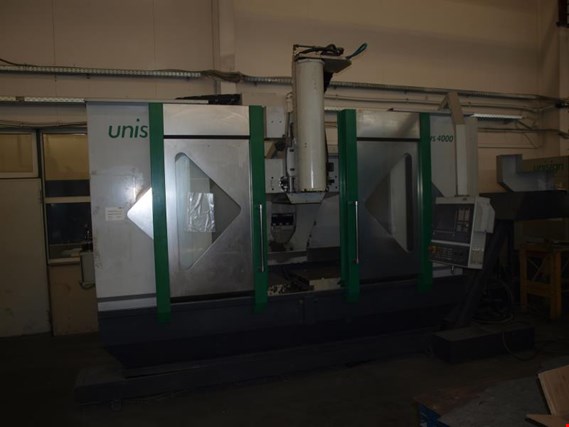 Used Unisign UV4000 CNC machining center for Sale (Trading Premium) | NetBid Industrial Auctions