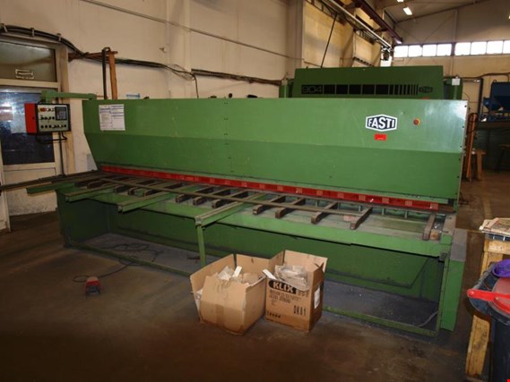 Used Fasti 509-40/4 Tafelschere for Sale (Trading Premium) | NetBid Industrial Auctions