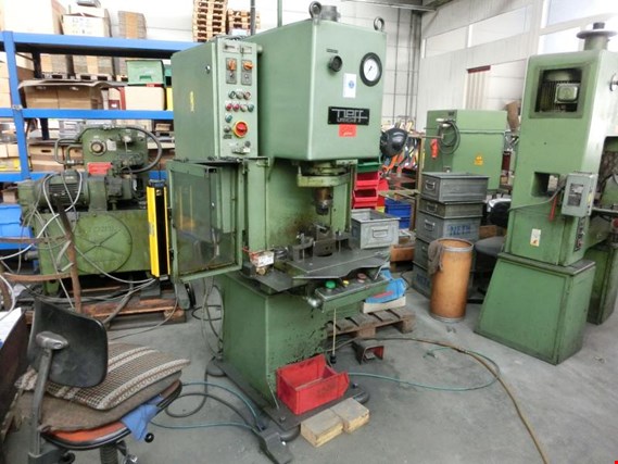 Used Neff CAS 10 A hydraulic press for Sale (Trading Premium) | NetBid Industrial Auctions