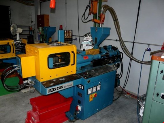 Used Boy 22 S plastic injection molding machine for Sale (Auction Premium) | NetBid Industrial Auctions