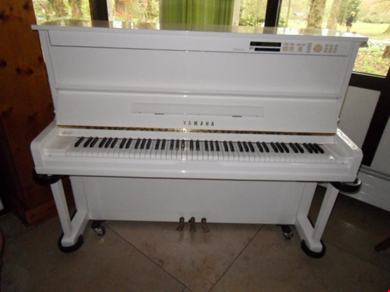 Yamaha Disklavier elektronisches Klavier gebraucht kaufen (Trading Premium) | NetBid Industrie-Auktionen