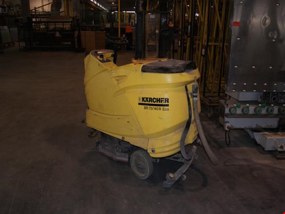 Used Kärcher BR 75/140 R Eco scrubbing machine for Sale (Trading Premium) | NetBid Industrial Auctions