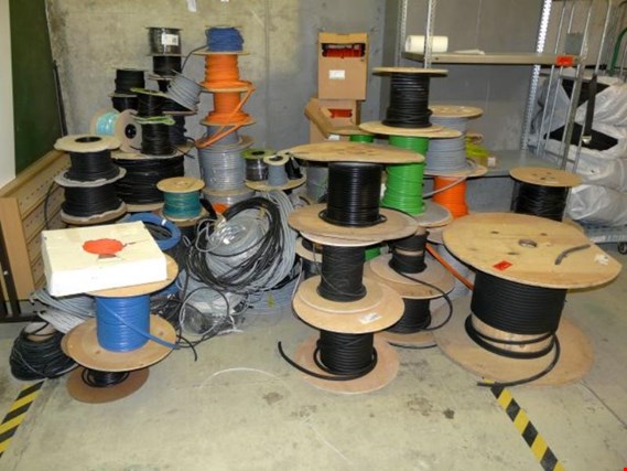 Used 1 Posten cables for Sale (Auction Premium) | NetBid Industrial Auctions
