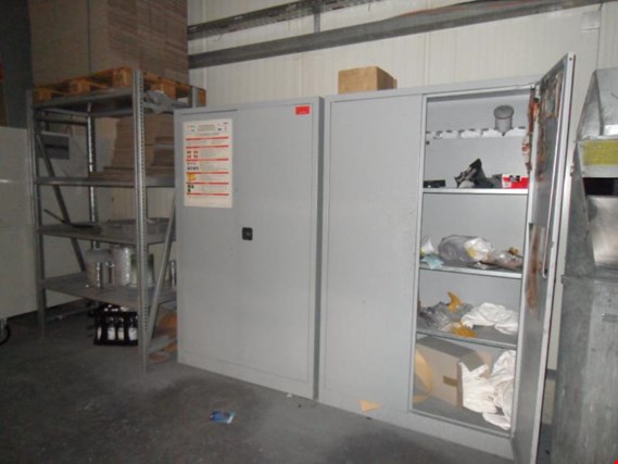 Used 2 Stahlblechschränke for Sale (Auction Premium) | NetBid Industrial Auctions