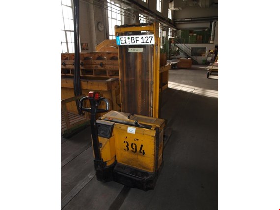 Used Jungheinrich Powered stacker for Sale (Trading Premium) | NetBid Industrial Auctions