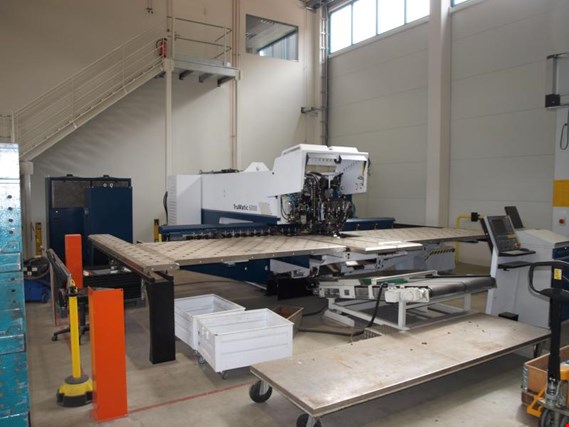 Used Trumpf Typ TruMatic 6000 cnc-punch-laser-machinery for Sale (Auction Premium) | NetBid Industrial Auctions