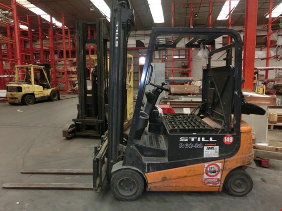 Used Still R 60-20 Compact electr. forklift truck (149) for Sale (Auction Premium) | NetBid Industrial Auctions