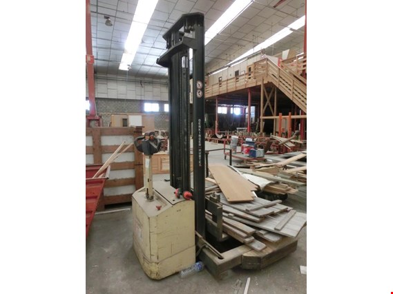 Used Genkinger/Hubtex EGPL 16/41 hand-guided electr. lift truck (277) for Sale (Auction Premium) | NetBid Industrial Auctions