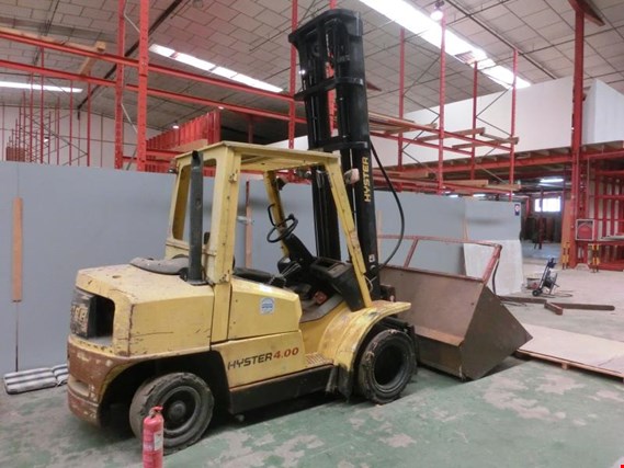 Used Hyster H 4.00 XM-5 Diesel forklift truck for Sale (Auction Premium) | NetBid Industrial Auctions