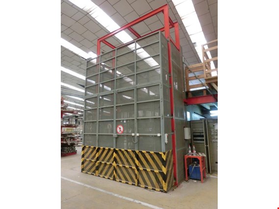 Used HIDRAL EH-DC 1000 goods elevator for Sale (Auction Premium) | NetBid Industrial Auctions