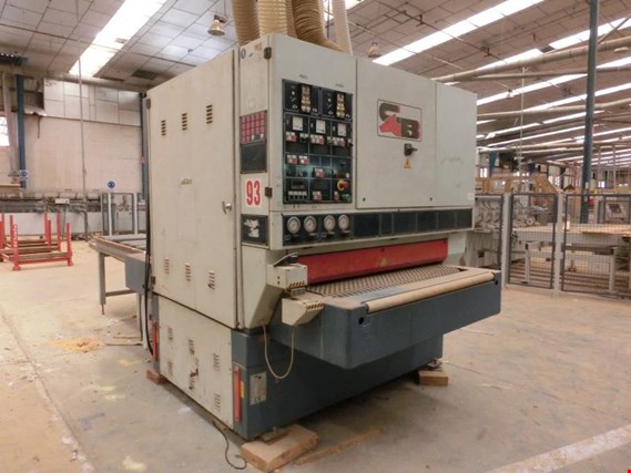 Used C.B Levigatrici 3 NRTT 1320 wide band grinding machine (93) for Sale (Auction Premium) | NetBid Industrial Auctions