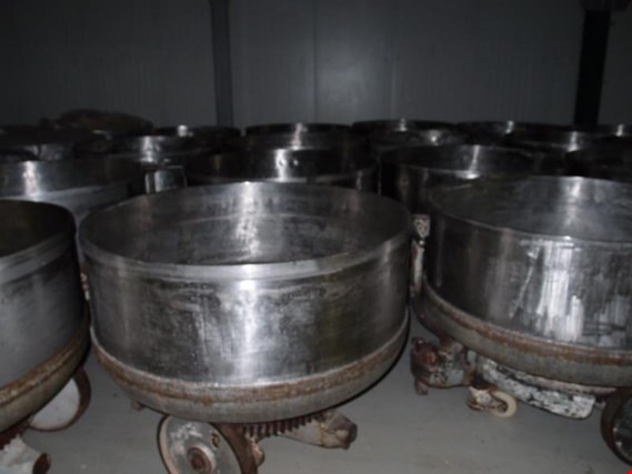 10 stainless steel kneading bowl kupisz używany(ą) (Trading Premium) | NetBid Polska