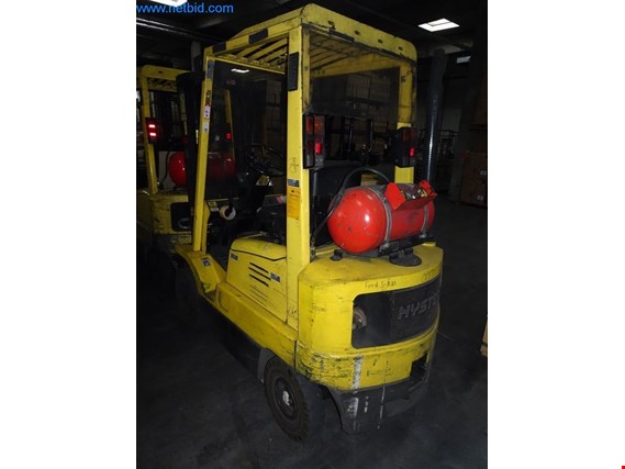 Used Hyster H 1,75 XMS Gas forklift for Sale (Auction Premium) | NetBid Industrial Auctions