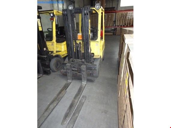Used Hyster H 2,5 XM Gas stacker for Sale (Auction Premium) | NetBid Industrial Auctions