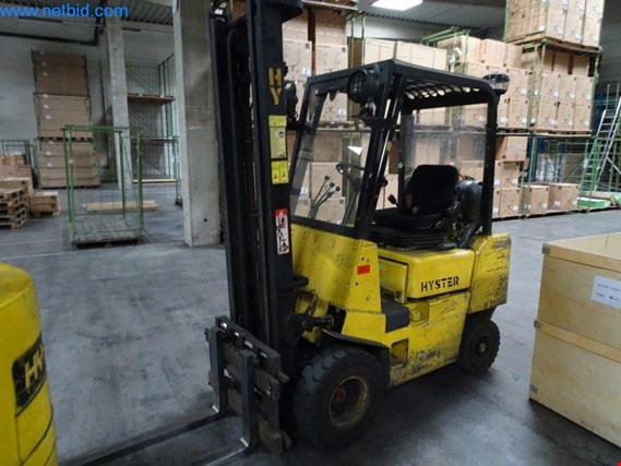 Used Hyster H1,75 XL Gas stacker for Sale (Auction Premium) | NetBid Industrial Auctions