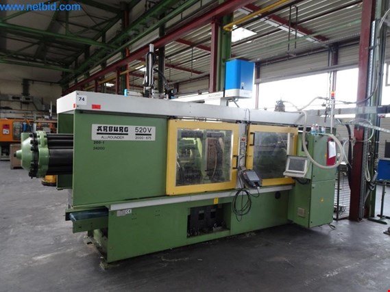 Used Arburg 520 VS 2000/675 CNC plastic injection molding machine for Sale (Online Auction) | NetBid Industrial Auctions