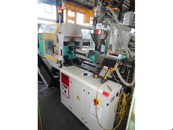 Used Arburg Allrounder 320 KS 700-250 CNC plastic injection molding machine for Sale (Online Auction) | NetBid Industrial Auctions