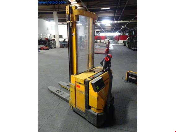 Used Jungheinrich EJC-Z-12,5G electr. hand-guided high-lift truck for Sale (Auction Premium) | NetBid Industrial Auctions