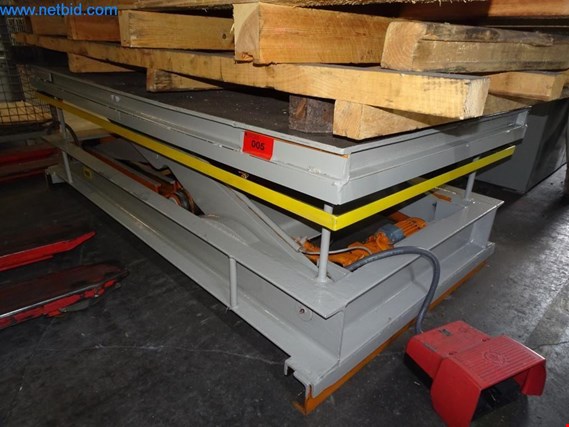 Used VFW scissor lifting table for Sale (Auction Premium) | NetBid Industrial Auctions