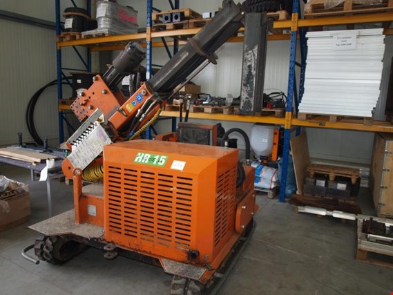 Used Pauselli 700 SX Pfahlramme for Sale (Auction Premium) | NetBid Industrial Auctions