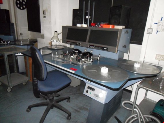 Used Steenbeck 2 testing tables for Sale (Auction Premium) | NetBid Industrial Auctions