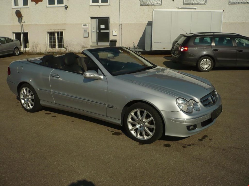 Used Mercedes-Benz CLK 200 Kompressor Cabrio for Sale (Auction Premium)