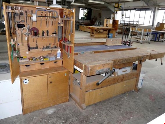 Used 2 carpenter working stations for Sale (Auction Premium) | NetBid Industrial Auctions