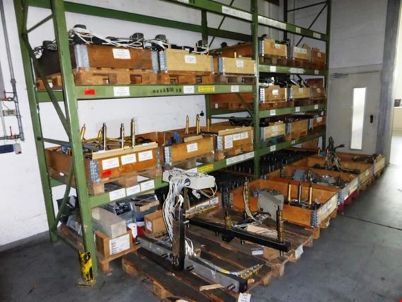Used 1 Posten hot runner for Sale (Auction Premium) | NetBid Industrial Auctions