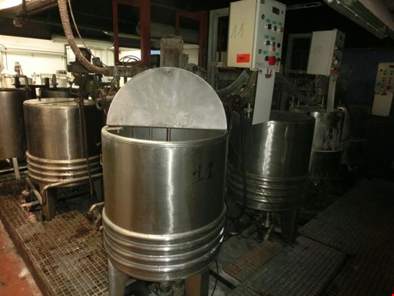 Used 7 dye mixing tanks for Sale (Auction Premium) | NetBid Industrial Auctions