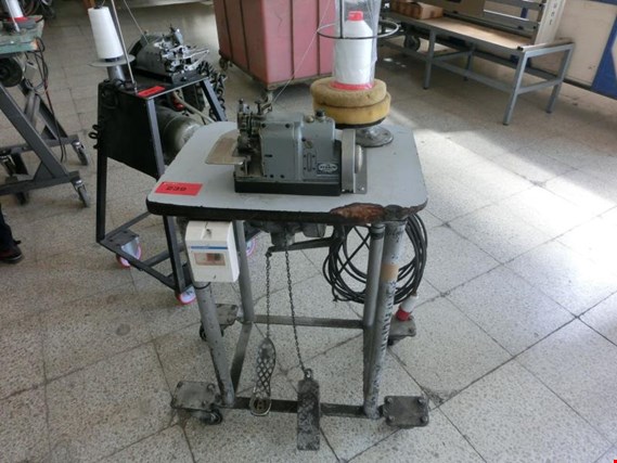 Merrow 70-D3B industrial sewing machine (Auction Premium) | NetBid ?eská republika