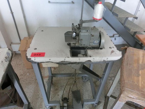 Used Merrow 70-Y3B industrial sewing machine for Sale (Auction Premium) | NetBid Industrial Auctions