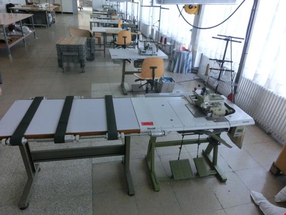 Remoldi Vega industrial sewing machine (Auction Premium) | NetBid ?eská republika