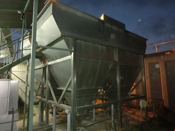 Used 4 waste water sedimentation tanks for Sale (Auction Premium) | NetBid Industrial Auctions