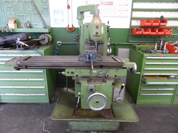 Used Deber Universal milling Machine for Sale (Auction Premium) | NetBid Industrial Auctions