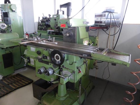 Used Correa F2UE Allround milling machine for Sale (Trading Premium) | NetBid Industrial Auctions