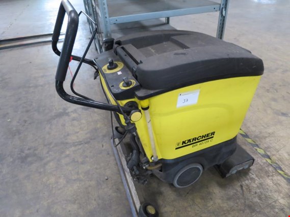Used Kärcher BR 40/25C Floor cleaning machine for Sale (Auction Premium) | NetBid Industrial Auctions