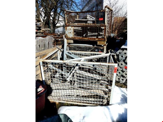 Used 50 Scaffolding tripods for Sale (Auction Premium) | NetBid Industrial Auctions