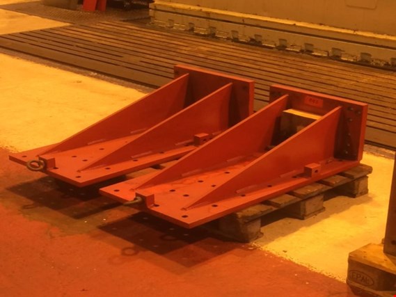 Used 4 Clamping angle (red) for Sale (Auction Premium) | NetBid Industrial Auctions