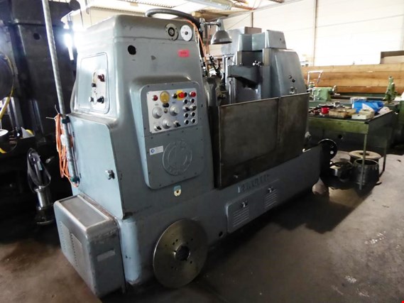Used Pfauter P 900 Gear hobbing machine for Sale (Trading Premium) | NetBid Industrial Auctions