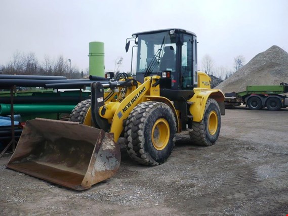 Used New Holland W 110 B wheeled loader for Sale (Auction Premium) | NetBid Industrial Auctions