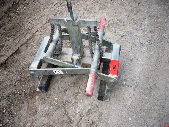 Used curb lifting tongs for Sale (Auction Premium) | NetBid Industrial Auctions